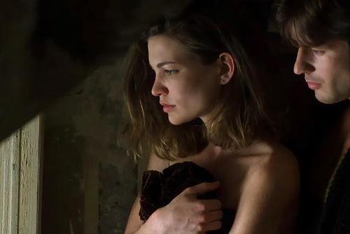 电影诱惑在线观看,揭秘网络世界的情感陷阱 第1张 电影诱惑在线观看,揭秘网络世界的情感陷阱 第1张